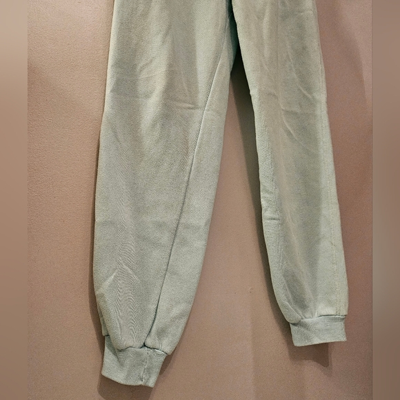 Lady Footlocker Light Turquoise Sweat Pants | Size Medium - Picture 2 of 7